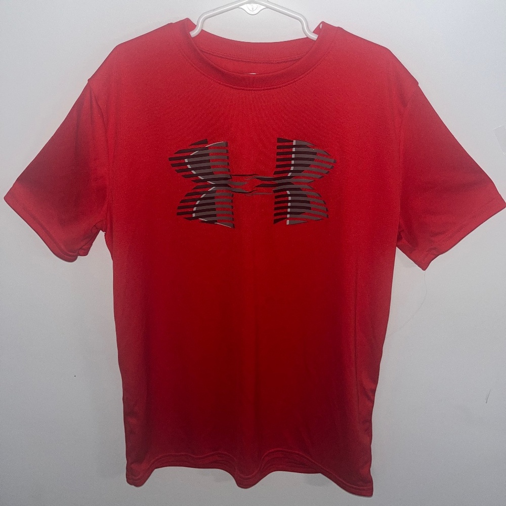 Under Armour Boys Red T-Shirt
